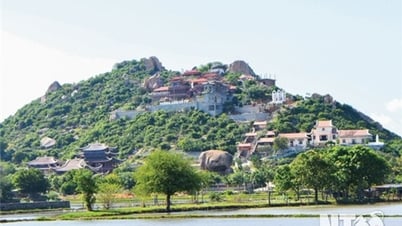 เยี่ยมชมวัดโบราณ Trung Son