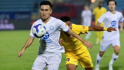 Nhận định trận đấu Quảng Nam vs Nam Định, 17h00 ngày 15.6: Một điểm sống còn, ba điểm đăng quang