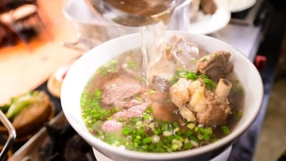 キャッシュレスデーで「2025年最高のフォー料理人を探せ」コンテストを開催