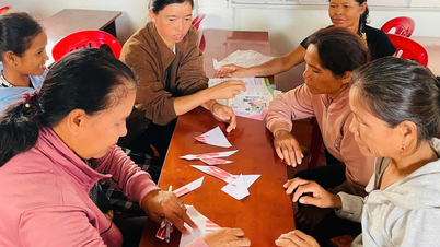 Giúp phụ nữ dân tộc thiểu số thay đổi "nếp nghĩ, cách làm"