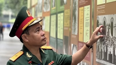 Момент, когда молодой офицер, увлеченный журналистикой, делится своим опытом
