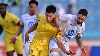 ‘1 cầu thủ Nam Định bằng giá trị cả đội Quảng Nam’