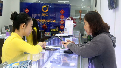 Giá vàng miếng tăng vọt trở lại, vượt mốc 120 triệu đồng/lượng
