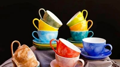 Ly sứ Cappuccino vân đá đa sắc góp phần tôn vinh cà phê
