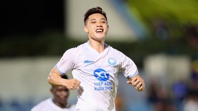 Vòng 25 V-League 2024 - 2025: Nam Định bảo vệ thành công ngôi vô địch