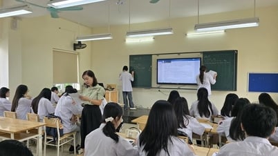 교사법 공식 통과: 교사팀의 지위 확립 및 정책 수준 향상