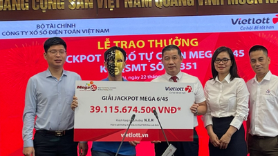 តើ Vietlott និយាយអ្វីខ្លះ នៅពេលដែលបុរសវ័យ 80 ឆ្នាំ ដែលទទួលបានរង្វាន់ Jackpot 39 ពាន់លានដុង មើលទៅដូចយុវជន?
