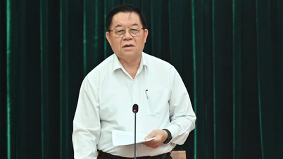 Trưởng Ban Tuyên giáo và Dân vận Trung ương Nguyễn Trọng Nghĩa làm việc với Thành ủy TPHCM