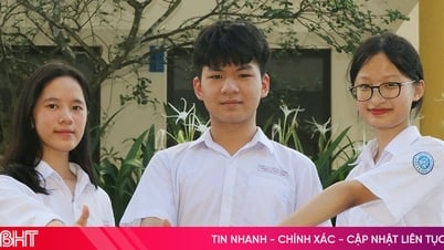 3 học sinh cùng trường đạt thủ khoa THPT Chuyên Hà Tĩnh