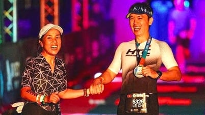 Hạnh Phúc: Vợ chồng 'người sắt' chạy khắp thế gian