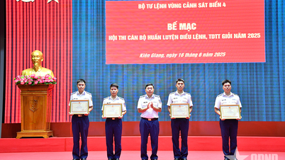Vùng Cảnh sát biển 4: Nâng cao trình độ cán bộ trong huấn luyện điều lệnh, thể dục thể thao