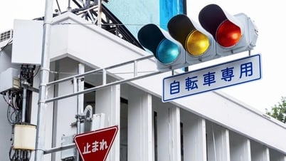 Why are traffic lights in Japan blue?