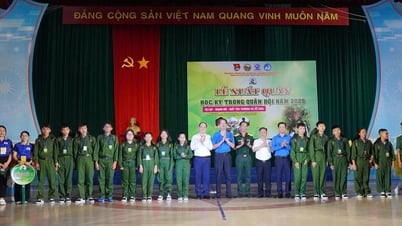 102 thanh thiếu niên tham gia Học kỳ trong quân đội