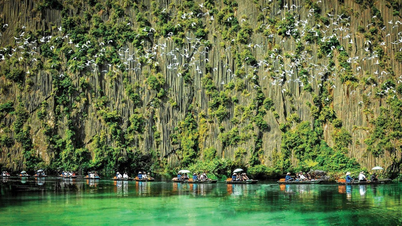 Top 10 tourist destinations in Ninh Binh - The lyrical beauty of the ancient capital