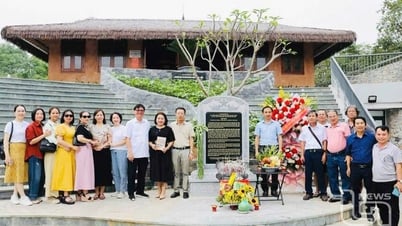 Địa chỉ đỏ để người làm báo hướng về nguồn cội