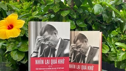 전 미국 국방장관 맥나마라가 쓰지 않으려던 회고록이 출간됐다.