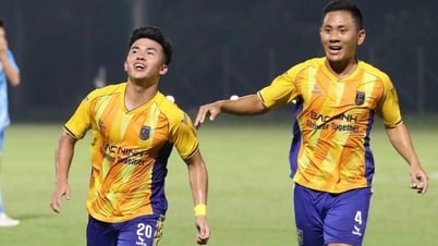 ក្រុម​របស់​គ្រូ​បង្វឹក Park Hang Seo បាន​ឡើង​ទៅ​វគ្គ​ទី១