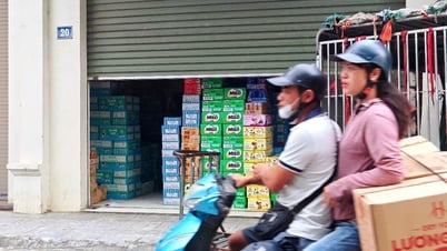 Thủ phủ tổng kho bánh kẹo La Phù cửa đóng then cài, bán hàng kiểu ‘du kích’