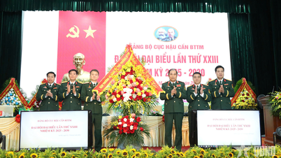 ឧត្តមសេនីយ៍ឯក Phung Si Tan បានដឹកនាំមហាសន្និបាតបក្ស នៃនាយកដ្ឋានភស្តុភារ អគ្គសេនាធិការ។
