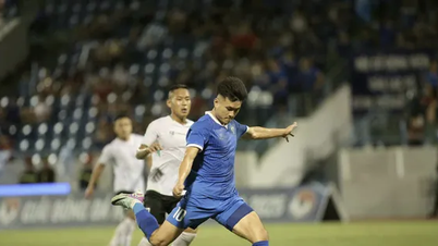 Quang Ninh ascendió pronto y volvió al fútbol profesional.