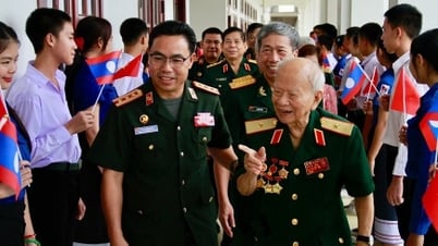 Hội hữu nghị Lào - Việt Nam chia buồn trước sự ra đi của Thiếu tướng Huỳnh Đắc Hương