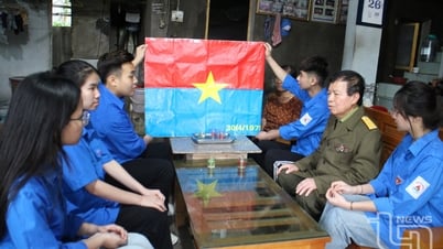 'Tờ báo Nhân Dân làm hành trang theo tôi ra trận'