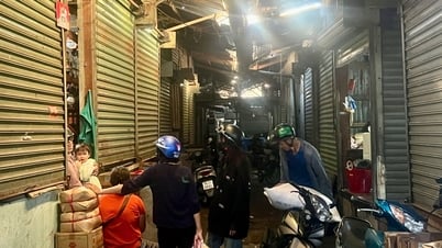 Nhiều tiểu thương chợ truyền thống đóng sạp, nghỉ bán