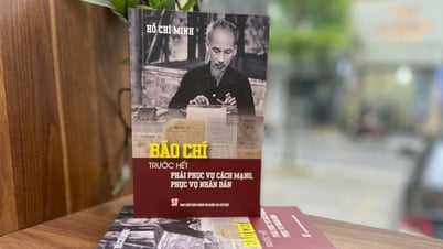 Veröffentlichung des Buches „Onkel Hos Artikel über Kultur und Journalismus in der Zeitung Nhan Dan“