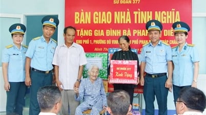 Sư đoàn 377 trao tặng nhà tình nghĩa