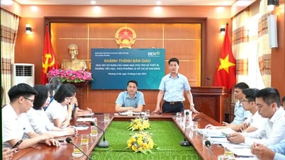 BIDV សាខា Ha Nam ផ្តល់ថវិកាជិត 4.6 ពាន់លានដុង ដើម្បីសាងសង់សម្ភារៈសម្រាប់សាលារៀនចំនួន 2 នៅ Le Ho
