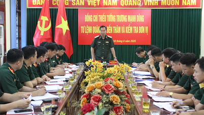 Tư lệnh Quân khu 1 kiểm tra nắm tình hình Lữ đoàn 575
