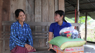 ថែរក្សាអ្នកក្រ តាំងចិត្តមិនទុកអ្នកណាចោល
