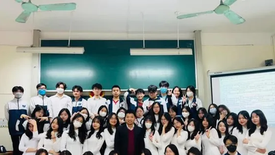 교사가 학생들에게 1주일 안에 화학을 '역전'시켜 높은 점수를 받는 방법에 대한 팁을 제공합니다.