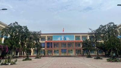 Vụ phụ huynh lên Facebook đòi tiền thừa sách giáo khoa: Nhà trường nhận lỗi