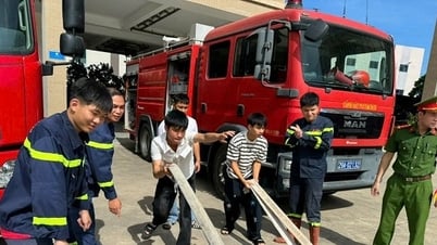 Thường Tín: Tuyên truyền, trải nghiệm và thực hành chữa cháy, cứu nạn, cứu hộ