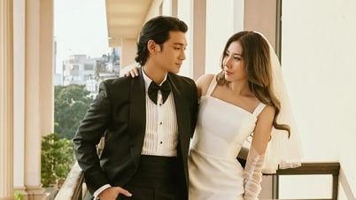 Người đàn ông đẹp trai nhất thế giới năm 2021 vừa cưới vợ