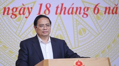 Prime Minister: Create the most favorable conditions for candidates, organize high school graduation exam as a real festival
