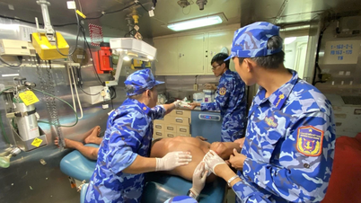 Coast Guard Region 3 timely rescues fishermen in distress at sea