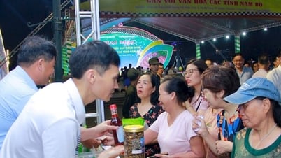 Hà Nội khai mạc sự kiện giới thiệu sản phẩm OCOP gắn với văn hoá các tỉnh Nam Bộ
