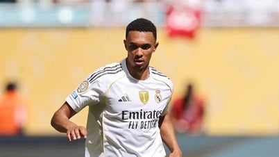Trent Alexander-Arnold ត្រូវ​បាន​គេ​ចំអក​ក្រោយ​ពេល​បង្ហាញ​ខ្លួន​នៅ Real Madrid