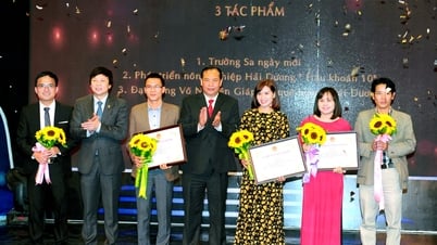 Pie de imprenta del Premio de Periodismo Nguyen Luong Bang