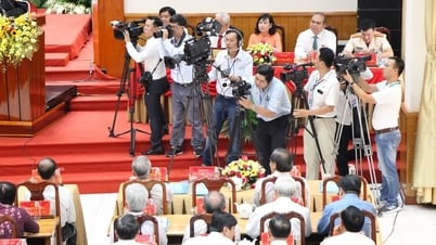 50 ปีแห่งการก่อตั้งและพัฒนาการของหนังสือพิมพ์อันซาง