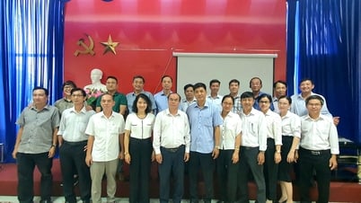 7 cán bộ, viên chức Báo và Đài PT-TH Bạc Liêu nghỉ hưu trước tuổi