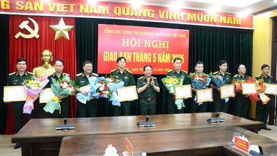 Thượng tướng Trịnh Văn Quyết chủ trì giao ban Tổng cục Chính trị tháng 5