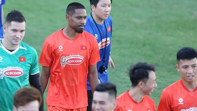 كاو دلانت كوانغ فينه يعزز دفاع المنتخب الفيتنامي