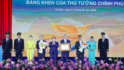 Premier ministre : Vietnam Airlines est le leader de l'industrie aéronautique