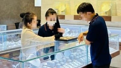 تراجعت أسهم بنك "بي إن جيه" بشكل حاد بعد انتهاء عملية تفتيش الذهب التي أجراها البنك المركزي