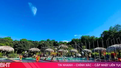 Hấp dẫn trò chơi dưới nước ở Khu du lịch sinh thái Đá Bạc Eco