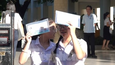 ダナンの11,0​​00人以上の学生が暑い中、10年生の試験を受ける