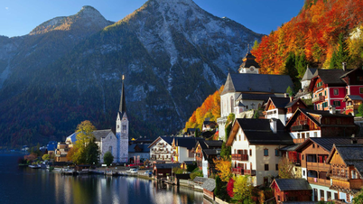 Viaje a Austria y visite el pueblo de cuento de hadas de Hallstatt.